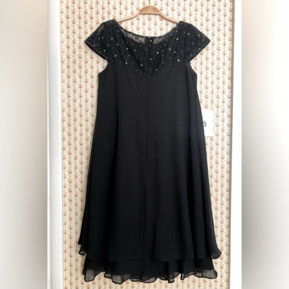 NWT JJ’s House Empire Chiffon Lace Sequin Modest Formal Dress in Black | 8 - Picture 6 of 7